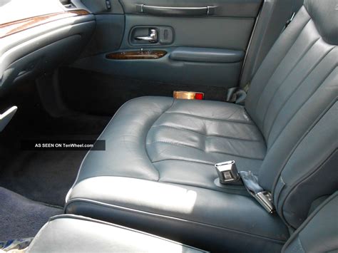 1997 Lincoln Town Car Executive Series