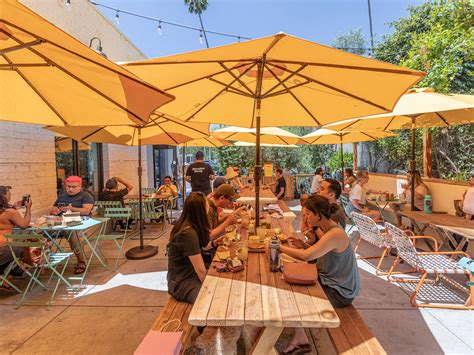 24 Best Brunch Destinations in Los Angeles For Mimosas and More