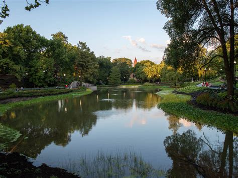 Download Ohio State University Mirror Lake Wallpaper | Wallpapers.com