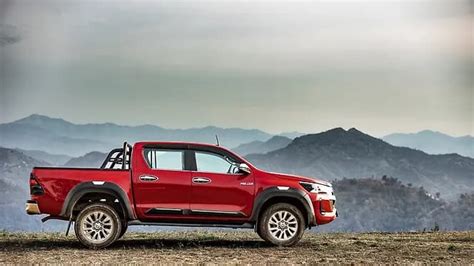 Toyota Hilux Price, Images, Mileage & Colours