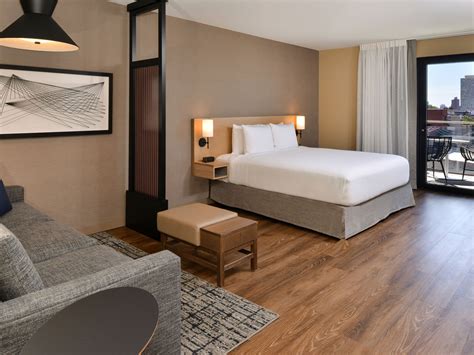 Hotels Near Ukrainian Village | Hyatt Place Chicago/Wicker Park