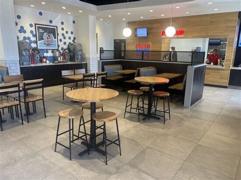 WENDY'S BRAMPTON HUT, Huntingdon - Brampton Hut - Restaurant Reviews ...
