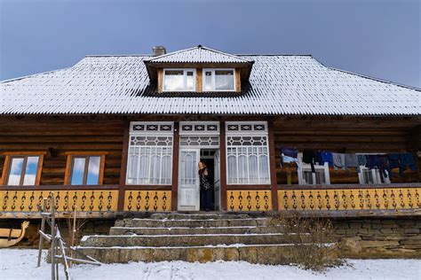 Reporters. | Peasant Houses without Cossack Trousers