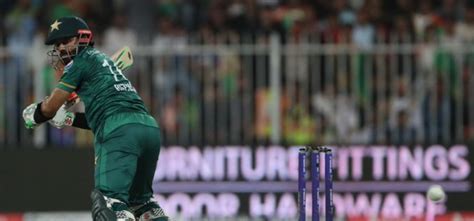 ICC T20 Rankings : बाबरच राज्य खालसा! भिडूनंच साधला डाव | ICC T20 ...