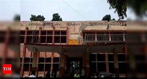 UP: Minor patient raped by govt hospital staff in Hathras | Agra News ...