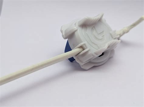 TAKARA TOMY - Left Launcher [Proto] - Beyblade Burst – Red Eye Merch