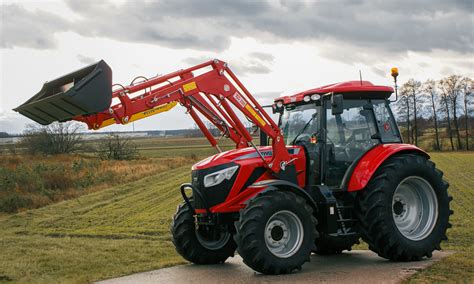 TYM Tracteurs | TYM T555 NC | Compacte. Robuste. Moderne.