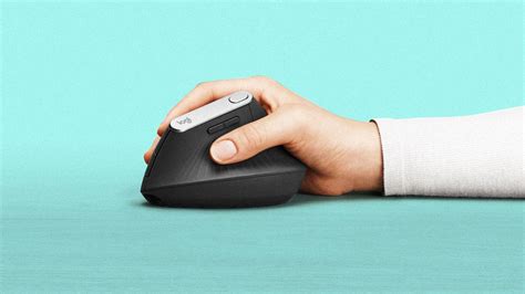 Logitech MX Vertical Ergonomic Mouse Review and Hands-On
