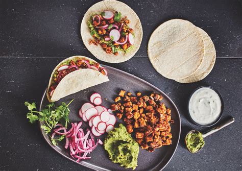 CRISPY TOFU TACOS WITH YOGURT LIME SAUCE | Canadian Living