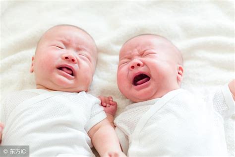 雙胞胎幸福背後隱藏著風險 產科醫生：牢記5件事 平安誕下雙生子 - 每日頭條