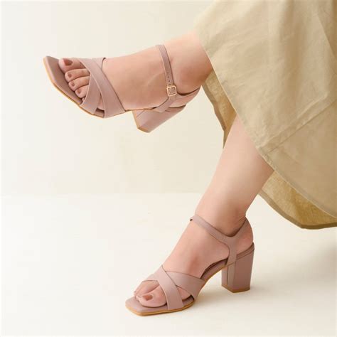 Cross Strap Lavender Sandals – Dip Your Toes