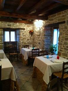 ricetto di candelo ristoranti albergo ristorante ca cerfogli acquaria restaurant ricetto di candelo ristoranti albergo ristorante ca cerfogli acquaria restaurant