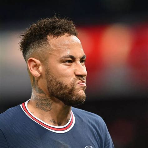 Neymar Hairstyle 2021 Neymar Haircut | Men's Hairstyles + Haircuts 2021