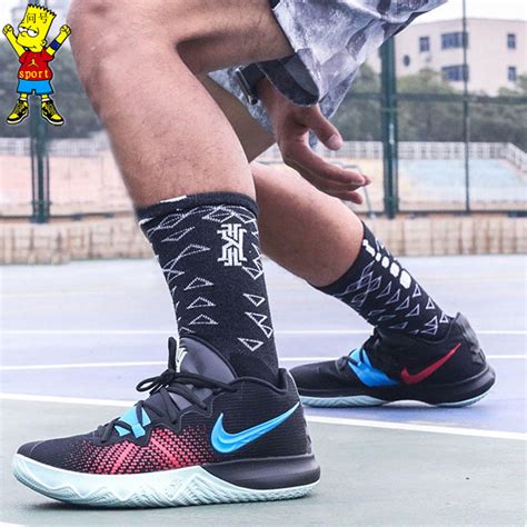 NIKE KYRIE FLYTRAP II EP欧文5简版篮球鞋-识货团购