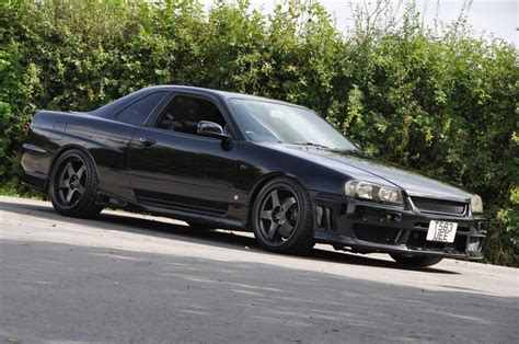 Nissan Skyline R34 GTT - Jap Imports UK