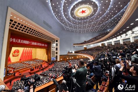 2019年两会特别报道：习近平的两会时间--专题报道--人民网