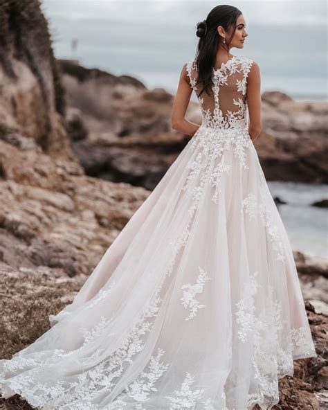 Beautiful Lace Wedding Gown