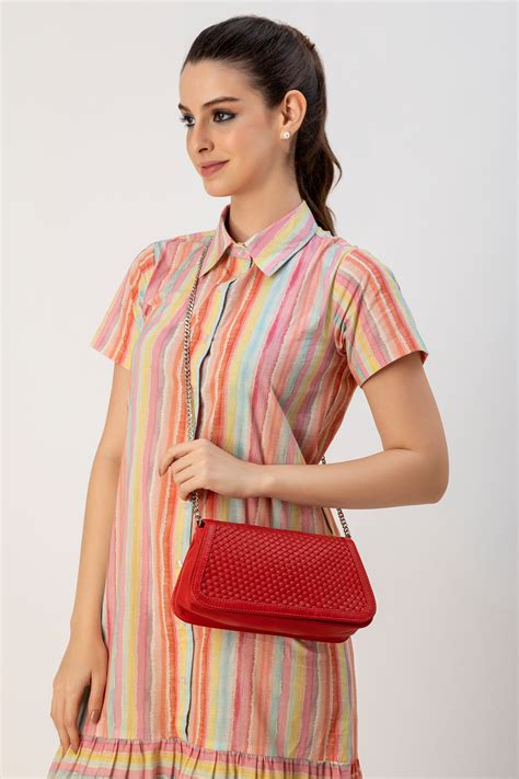 Buy Leather Elina Red Sling Bag Online for Women | Abelardo De Moda