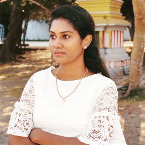 S.Jenifer achieved Title of Beautician from Kanchipuram | Forever Star ...