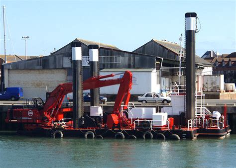 Witton II - Backhoe dredges - Equipment | Dredging Database