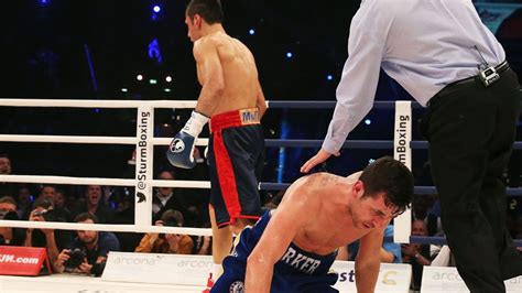 Felix Sturm stopped Darren Barker in the second round to win the IBF ...