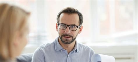 What Is a Genetic Counselor? Skills, Salary, and More | Coursera