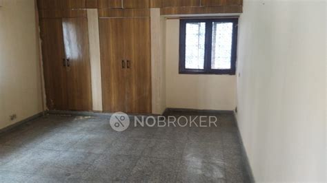 Property for rent in Sector 30 for Rs 18000 available Immediately -Inactive