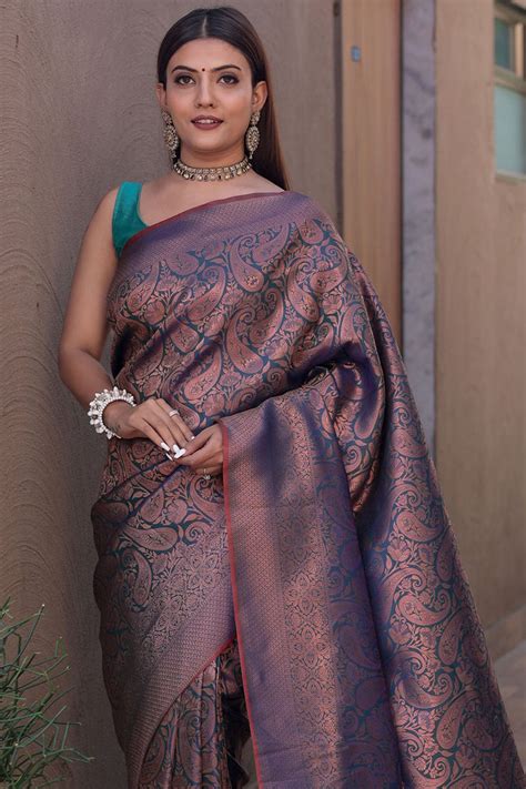 Buy Navy Blue Kanjivaram Silk Saree online-Karagiri