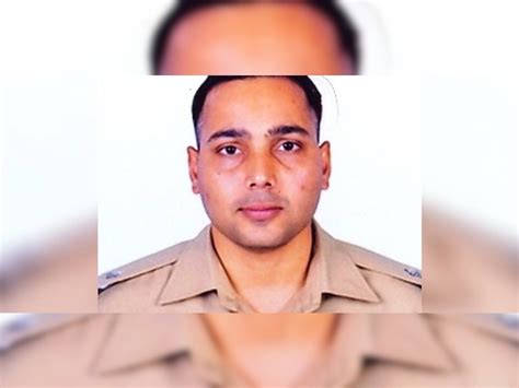 Know who is the new AMU registrar IPS Mohammad Imran | Aligarh Muslim ...