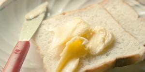 Cómo hacer mantequilla a partir de leche - 8 pasos