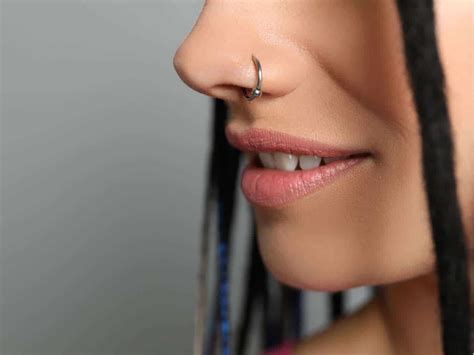 10 Spiritual Meanings of Nose Piercing on Right Side & Left Side - What ...