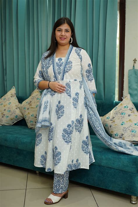 Buy Women Cotton Kurta Sets & Suits For Women - Apella