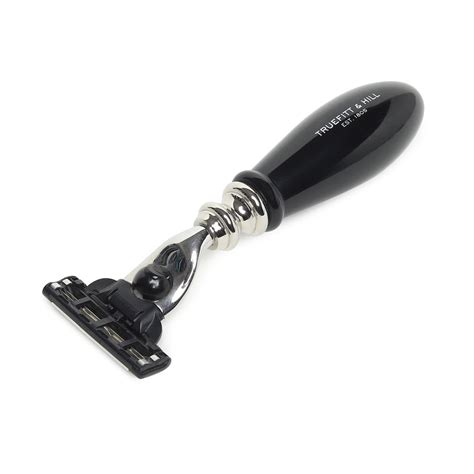 Travel Collection | Truefitt & Hill India