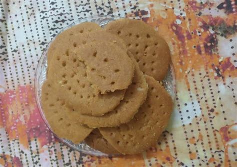 Wheat Crisps Recipe by Shehzeen - Cookpad