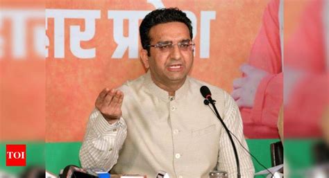 Gaurav Bhatia: BJP leader Gaurav Bhatia moves SC against violence in ...