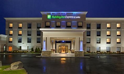 HOLIDAY INN EXPRESS & SUITES MALONE BY IHG - Hotel Reviews, Photos ...