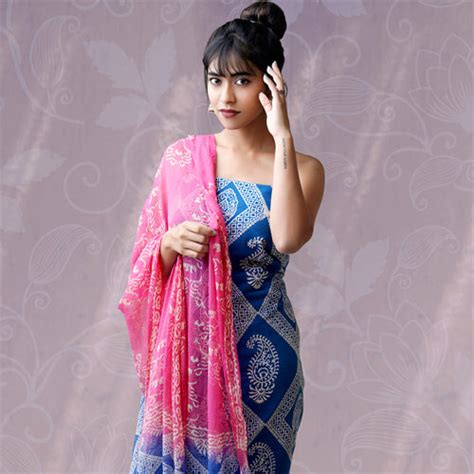An exclusive lot of Indian handlooms that are definitely worth possess
