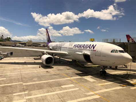 Download Hawaiian Airlines Plane Out In The Sun Wallpaper | Wallpapers.com