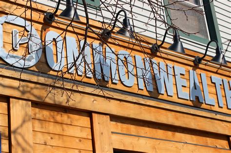 Chicago Eats: Commonwealth Tavern | chicago foodie girl