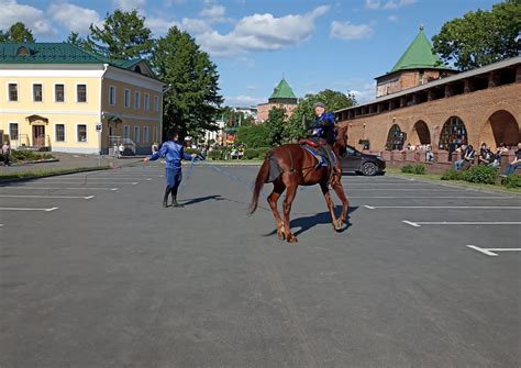 Конное представление состоялось в Нижегородском кремле ко Дню России ...