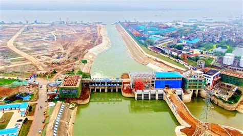 中国水利水电第八工程局有限公司 图片新闻 九江八赛项目下游出水渠河堤整治工程完成