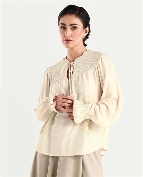 Rareism Women's Ronavi-T Beige Viscose Ruffled Neck Paisley Print Ragl