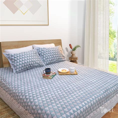 Cement Green Triangles | 300TC Bedsheet | 2 Pillow Covers | Mulmul Cot ...