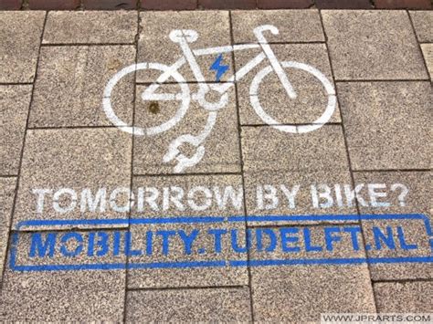 Symbols - Useful Photos And Videos Of Marks, Signs Or Words.