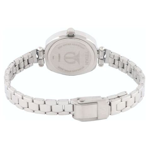 Buy Online Titan Quartz Analog Silver Dial Stainless Steel Strap Watch ...