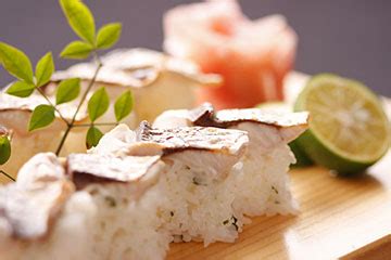 高知 廿代町の居酒屋 まことやのお料理メニュー ─ 本場高知の伊勢海老、貝料理、鰹のタタキ ─