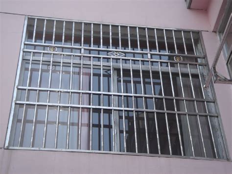 高层防盗窗的款式图片 常见五种防盗窗盘点_建材知识_学堂_齐家网