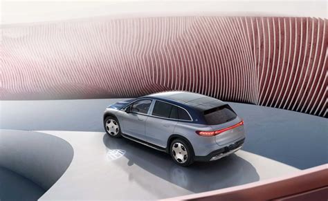 Mercedes-Maybach EQS 680 SUV 2026: Bảng giá lăn bánh ưu đãi khuyến mại