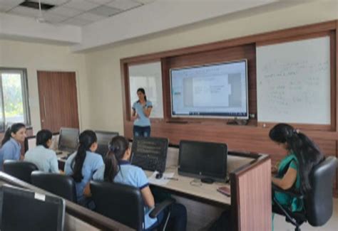 Computer Science Innovative Teaching Methods