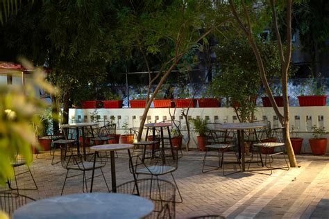16 West Cafe in Ambawadi,Ahmedabad - Best Coffee Shops near me in ...